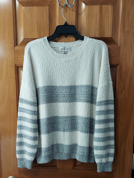 Knox Rose Sweaters - Knox Rose Cream and Gray Fall Striped Soft Crewneck Sweater, Size XL, Like New▪︎